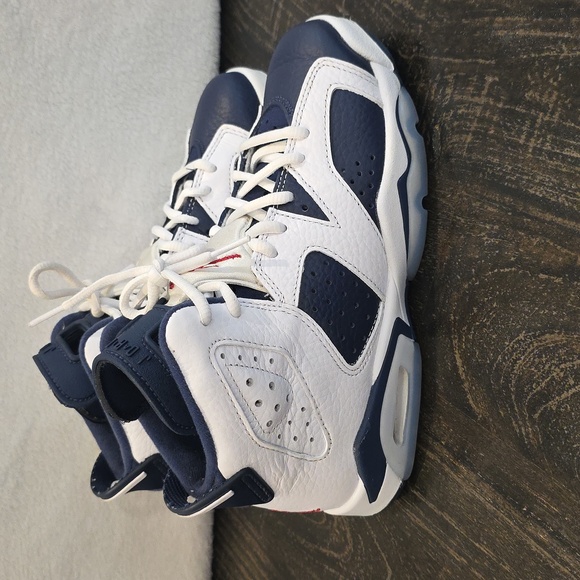Jordan 6 Olympic - Picture 3 of 7